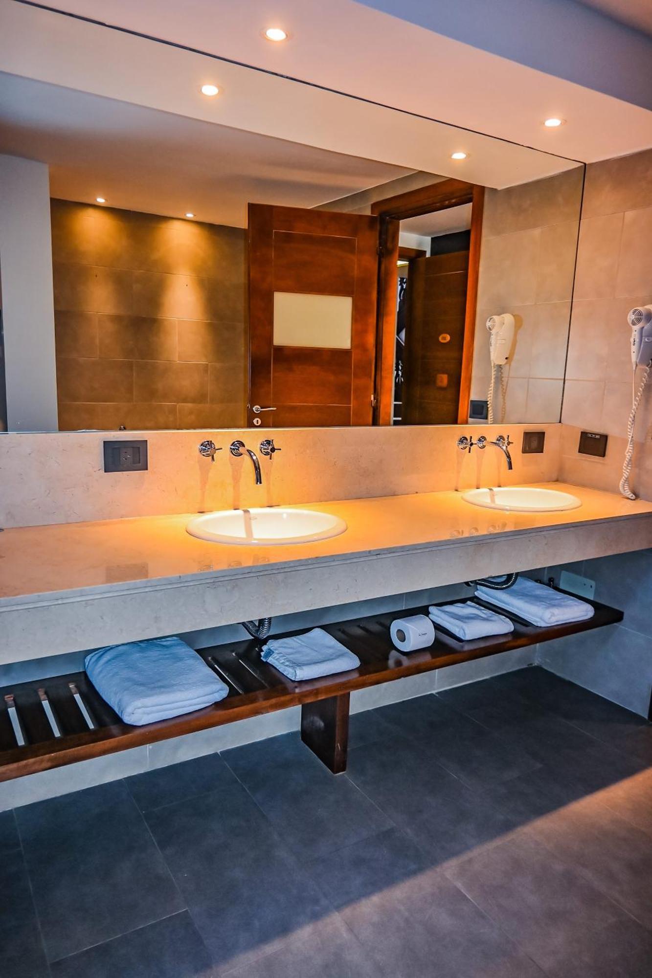 Hotel & Spa La Cheminee Сан-Мартин-де-лос-Андес Экстерьер фото