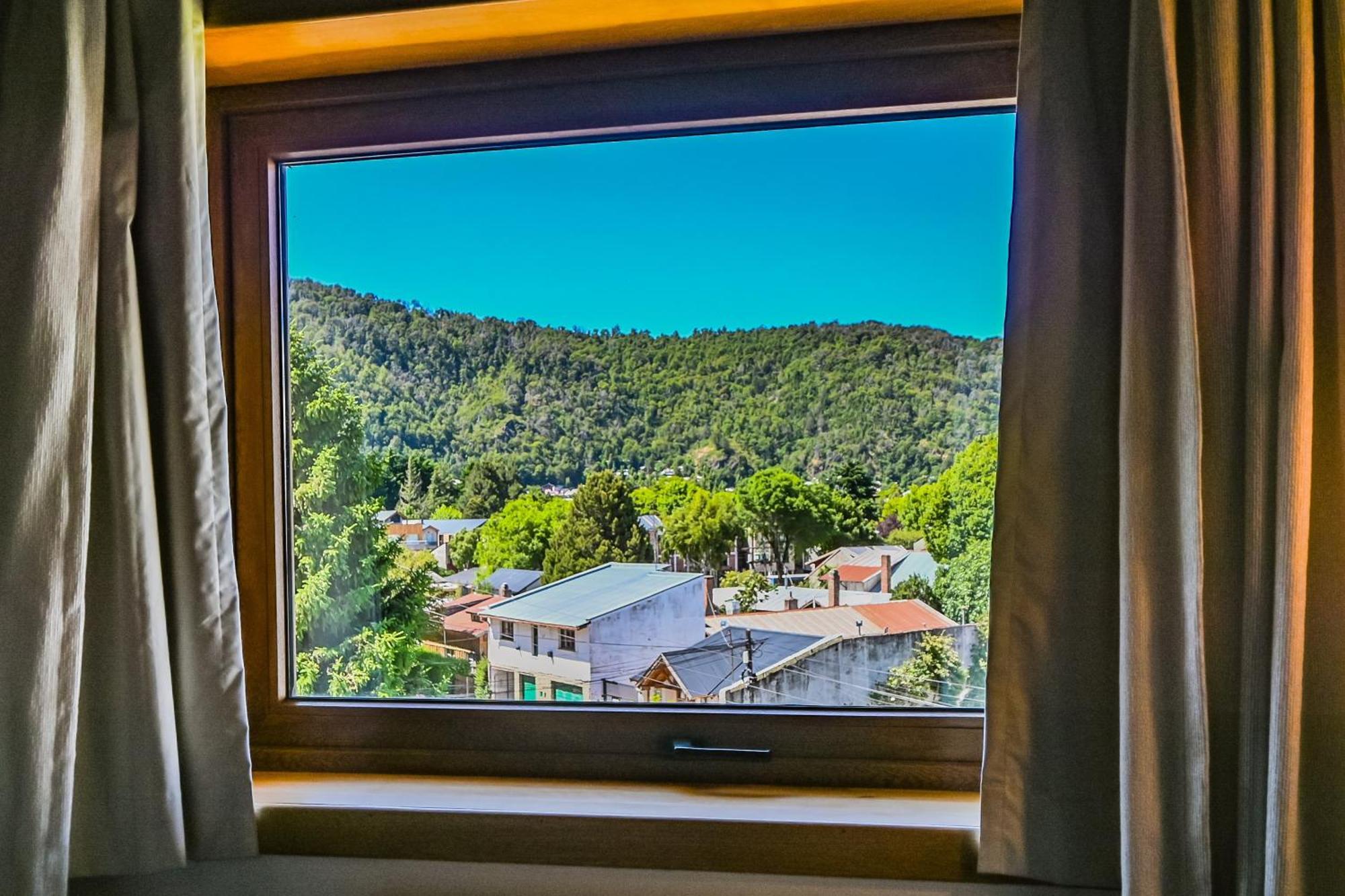 Hotel & Spa La Cheminee Сан-Мартин-де-лос-Андес Экстерьер фото